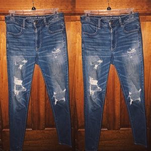 AMERICAN EAGLE RIPPED HIGH RISE JEGGINGS!!